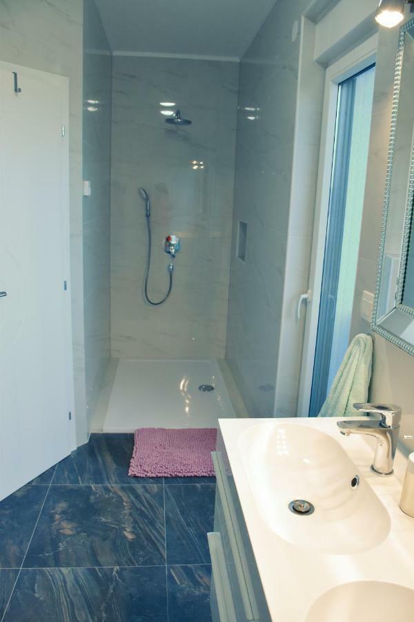 הוילה קריקווניצה Beautiful New House מראה חיצוני תמונה